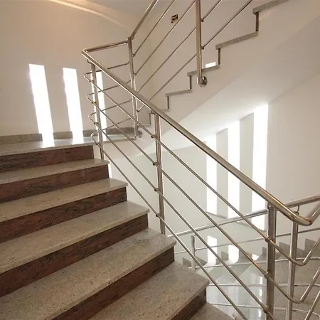 Appartement One-bedroom In Lv *
