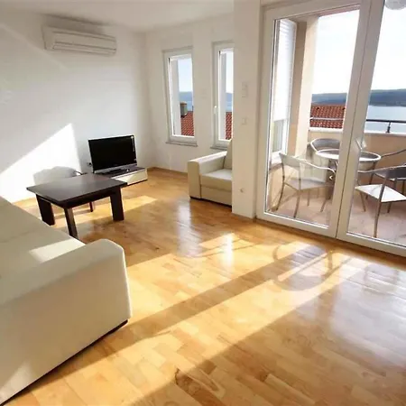 One-bedroom In Lv Apartman *