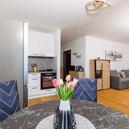 דירה One-bedroom In Lv *