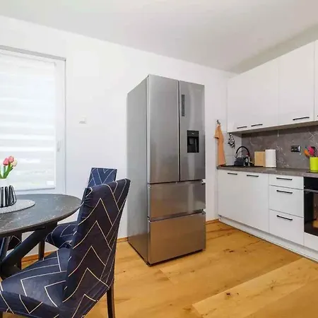 דירה One-bedroom In Lv קריקווניצה