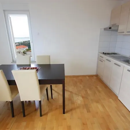 One-bedroom In Lv דירה קריקווניצה